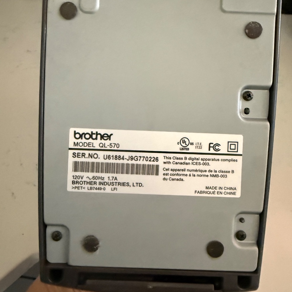 brother Printer QL570 - Picture 2 of 3